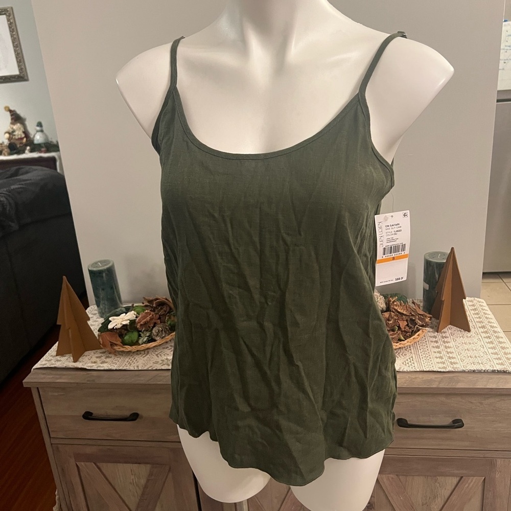NWT Karen Kane “on Safari” green linen tank